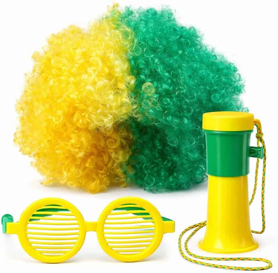 Kit torcedor Brasil com peruca verde e amarela, óculos e corneta